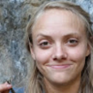 Meet your Posher, Hilary